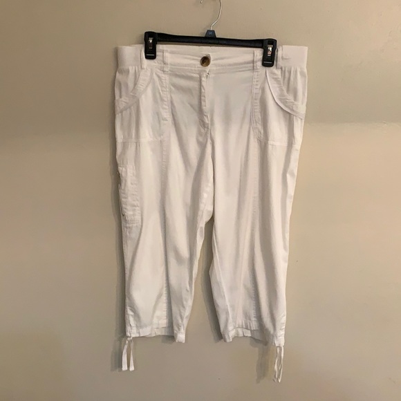 Capri white - Picture 1 of 5